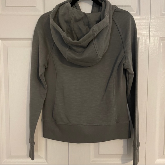 CRZ YOGA Women's Slim Fit Full Zip Hooded Jacket - S - Picture 5 of 6